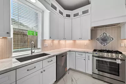 3344 Sanders Street, Houston, TX 77004 - Photo 14