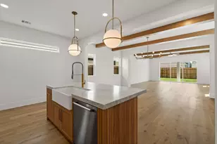 710 Waverly St, Houston, TX 77007 - Photo 2