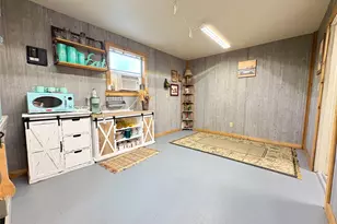 182 Smith Rd, Palacios, TX 77465 - Photo 10