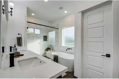 778 W Tidwell Road #I, Houston, TX 77091 - Photo 18