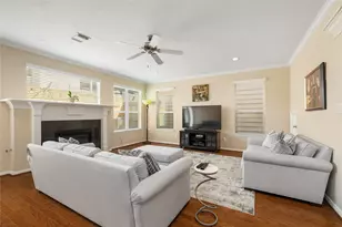 2632 Couch St, Houston, TX 77008 - Photo 4