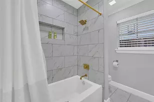 5122 Braesheather Dr, Houston, TX 77096 - Photo 20