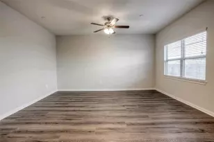 1419 Avenue N, Huntsville, TX 77340 - Photo 6