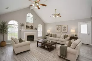 2214 Meadows Blvd, League City, TX 77573 - Photo 6