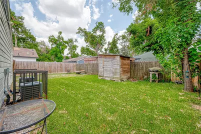 915 Adele Street, Houston, TX 77009 - Photo 22