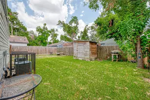915 Adele St, Houston, TX 77009 - Photo 22