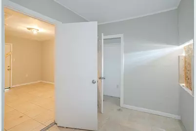 11151 Spottswood Drive, Houston, TX 77016 - Photo 14