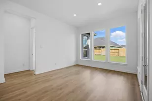 8926 Hampshire Oaks Dr, Cypress, TX 77433 - Photo 14