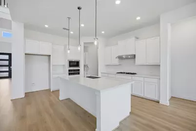 8926 Hampshire Oaks Drive, Cypress, TX 77433 - Photo 2