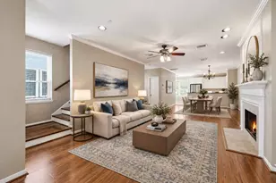 1807 Wilson St, Houston, TX 77019 - Photo 2