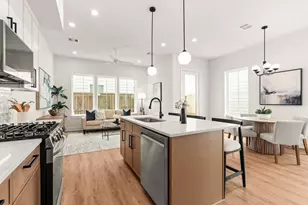 1143 Boyles St, Houston, TX 77020 - Photo 8