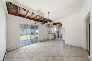 315 Ishmeal St, Houston, TX 77091 - Photo 8