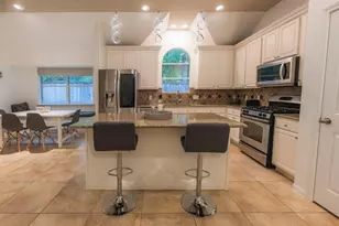 6 Avenswood Pl, The Woodlands, TX 77382 - Photo 4