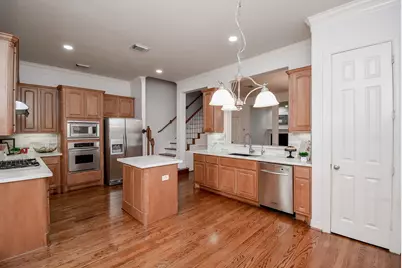 155 White Drive, Bellaire, TX 77401 - Photo 8