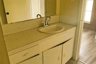 876 County Rd 298, Sargent, TX 77414 - Photo 14