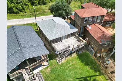 876 County Road 298, Sargent, TX 77414 - Photo 28