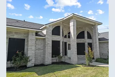 3337 Bridgette Lane, Mont Belvieu, TX 77523 - Photo 2