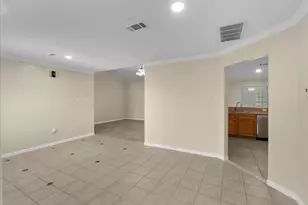3337 Bridgette Ln, Mont Belvieu, TX 77523 - Photo 8