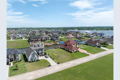 10808 Bourbon Street, Willis, TX 77318 - Photo 6