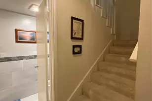 702 N Holiday Dr, Galveston, TX 77550 - Photo 2