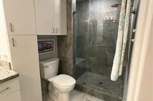 702 N Holiday Dr, Galveston, TX 77550 - Photo 26