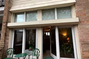 702 N Holiday Dr, Galveston, TX 77550 - Photo 12