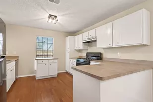 1914 Landmark Dr, Richmond, TX 77406 - Photo 14