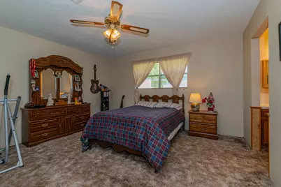 310 W Hartel Street, Sour Lake, TX 77659 - Photo 14