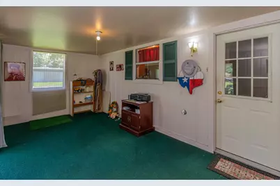 310 W Hartel Street, Sour Lake, TX 77659 - Photo 24