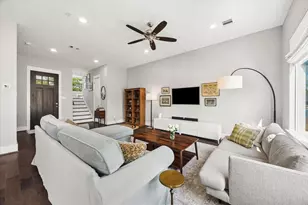 419 Yale Oaks Ln, Houston, TX 77091 - Photo 2