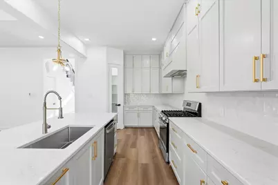 741 S Carroll Street, La Porte, TX 77571 - Photo 8