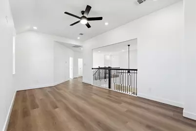 741 S Carroll Street, La Porte, TX 77571 - Photo 16