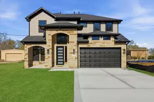 741 S Carroll St, La Porte, TX 77571 - Photo 1