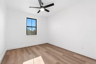 741 S Carroll St, La Porte, TX 77571 - Photo 20