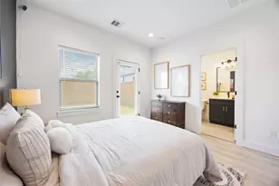 7809 Amelia Rd, Houston, TX 77055 - Photo 26