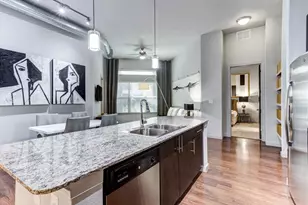 2033 S Gessner Rd, Houston, TX 77063 - Photo 14