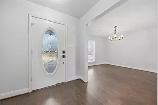 2401 Oakwood Drive, Brenham, TX 77833 - Photo 8