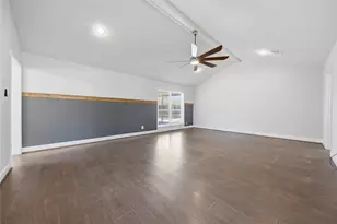 2401 Oakwood Drive, Brenham, TX 77833 - Photo 14