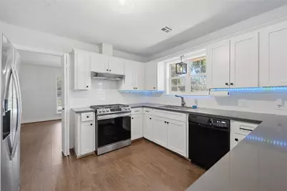 2401 Oakwood Drive, Brenham, TX 77833 - Photo 12