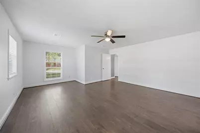 2401 Oakwood Drive, Brenham, TX 77833 - Photo 16