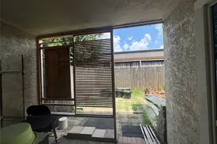 10075 Westpark Dr, Houston, TX 77042 - Photo 24