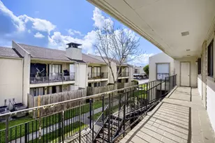 10075 Westpark Dr, Houston, TX 77042 - Photo 32