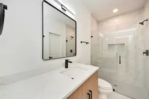 934 South Ln, Houston, TX 77088 - Photo 36