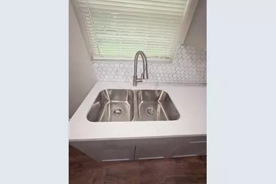 7343 Le Havre Road, Houston, TX 77033 - Photo 12