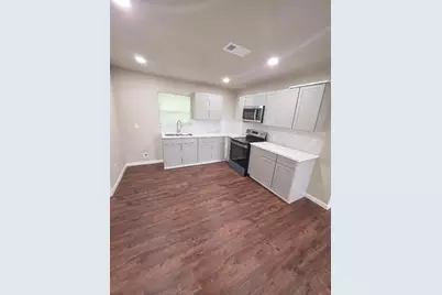 7343 Le Havre Road, Houston, TX 77033 - Photo 6