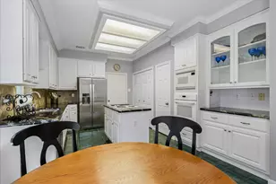 2810 Silver Bough Circle Circle, Houston, TX 77059 - Photo 8