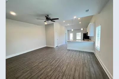 17697 Tree Of Heaven Drive, Conroe, TX 77385 - Photo 8