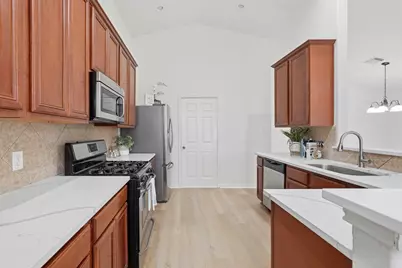 18323 Madisons Crossing Lane, Tomball, TX 77375 - Photo 6