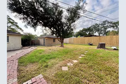 5631 W Bellfort, Houston, TX 77035 - Photo 20
