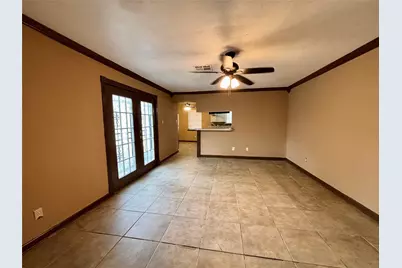 5631 W Bellfort, Houston, TX 77035 - Photo 2